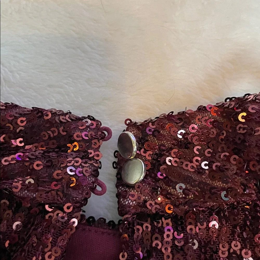 Cable & Gauge Sequin Halter Top in Purple - Picture 5 of 8